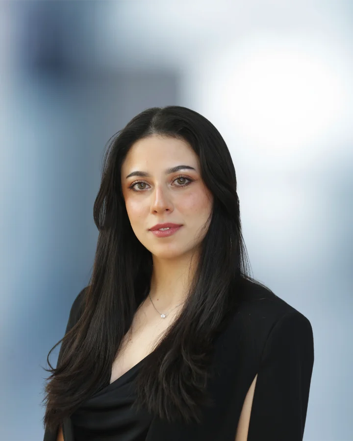 Maria Jose Flores